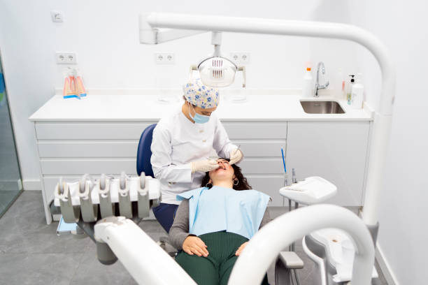 Best Root Canal Treatment  in Johnston City, IL